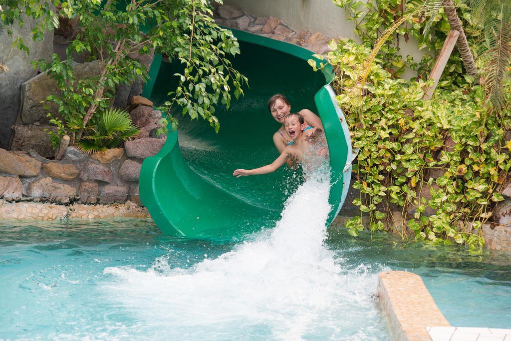 Отель Sunparks Oostduinkerke - Plopsaland Экстерьер фото